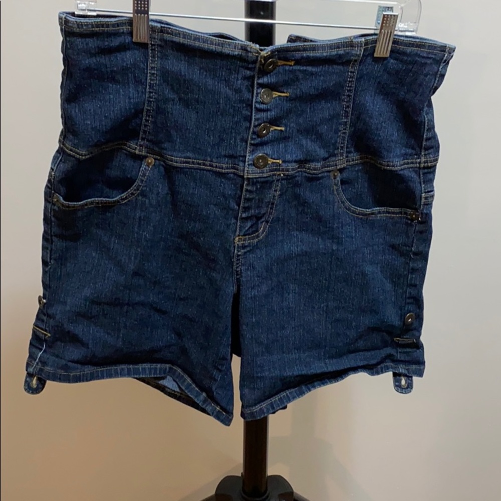 High waist shorts
